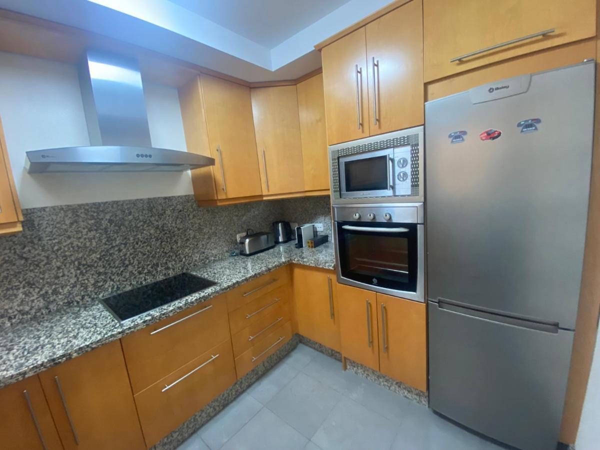 Apartamento con terraza sobre La Marina de Sotogrande San Roque  Exterior foto